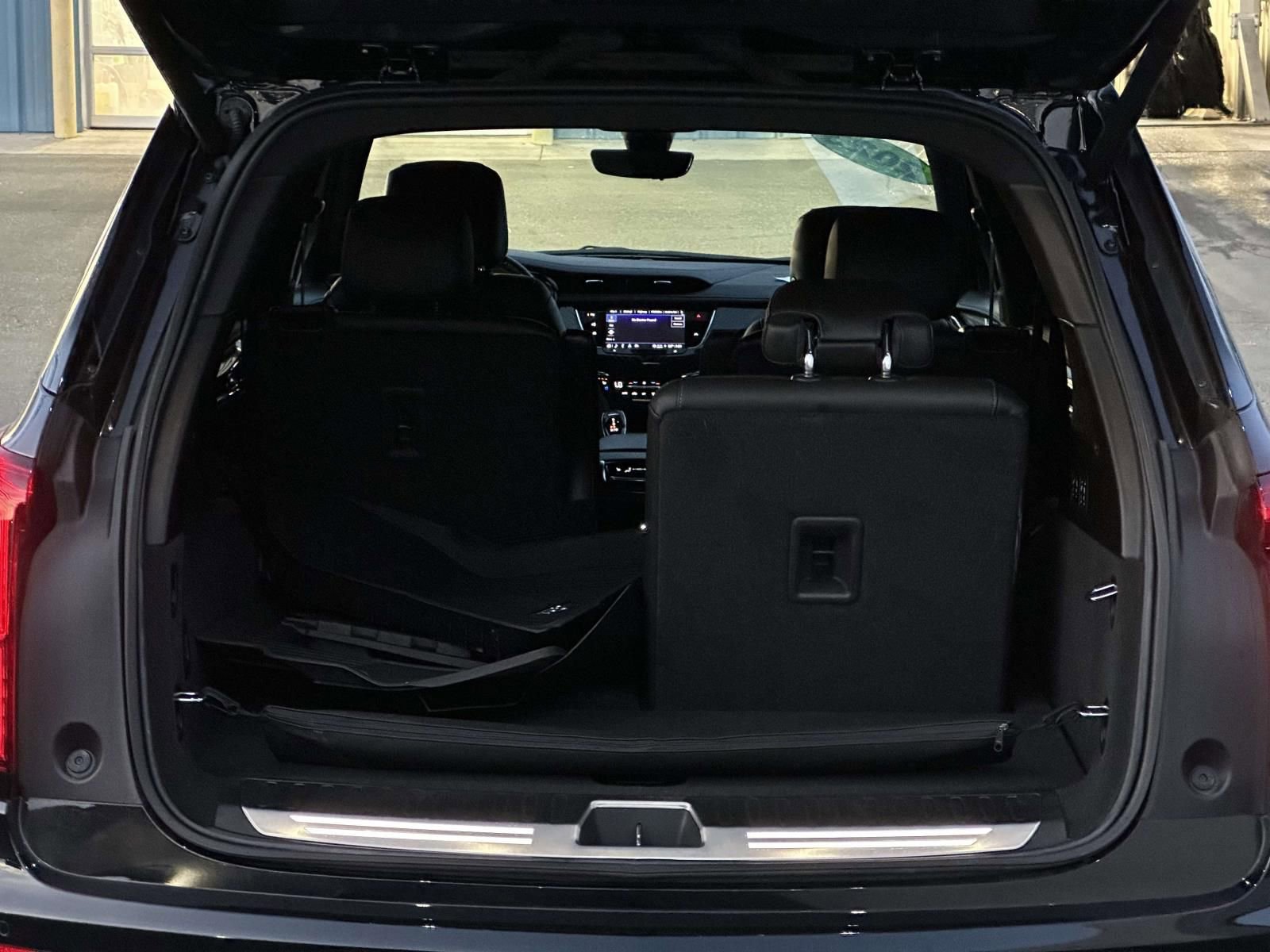 Used 2023 Cadillac XT6 Premium Luxury w/ Technology Package image 15