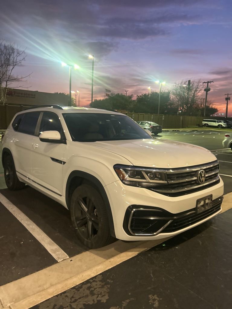 Used 2021 Volkswagen Atlas SE w/ Towing Package image 8