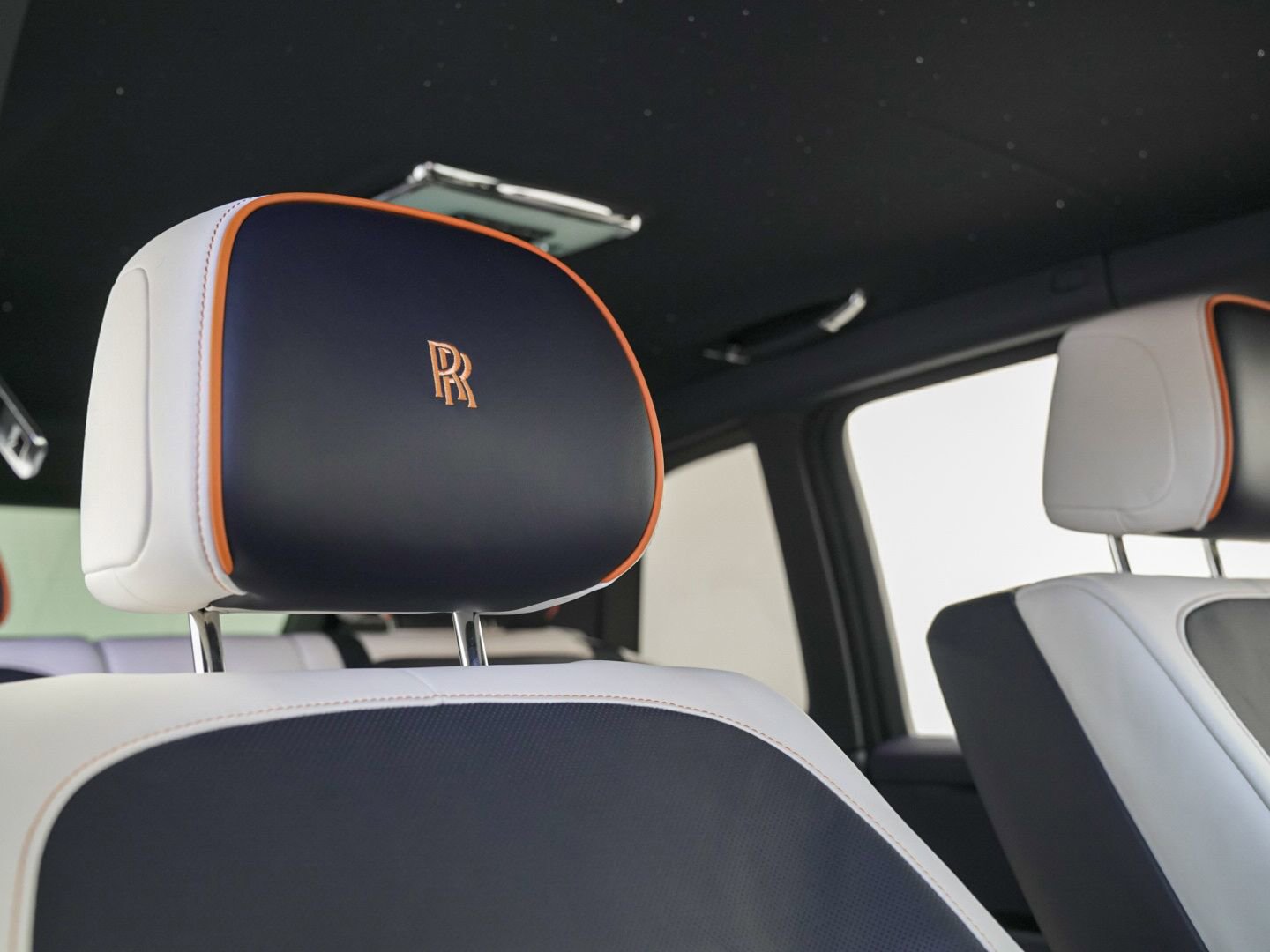 New 2026 Rolls-Royce Cullinan Black Badge image 73