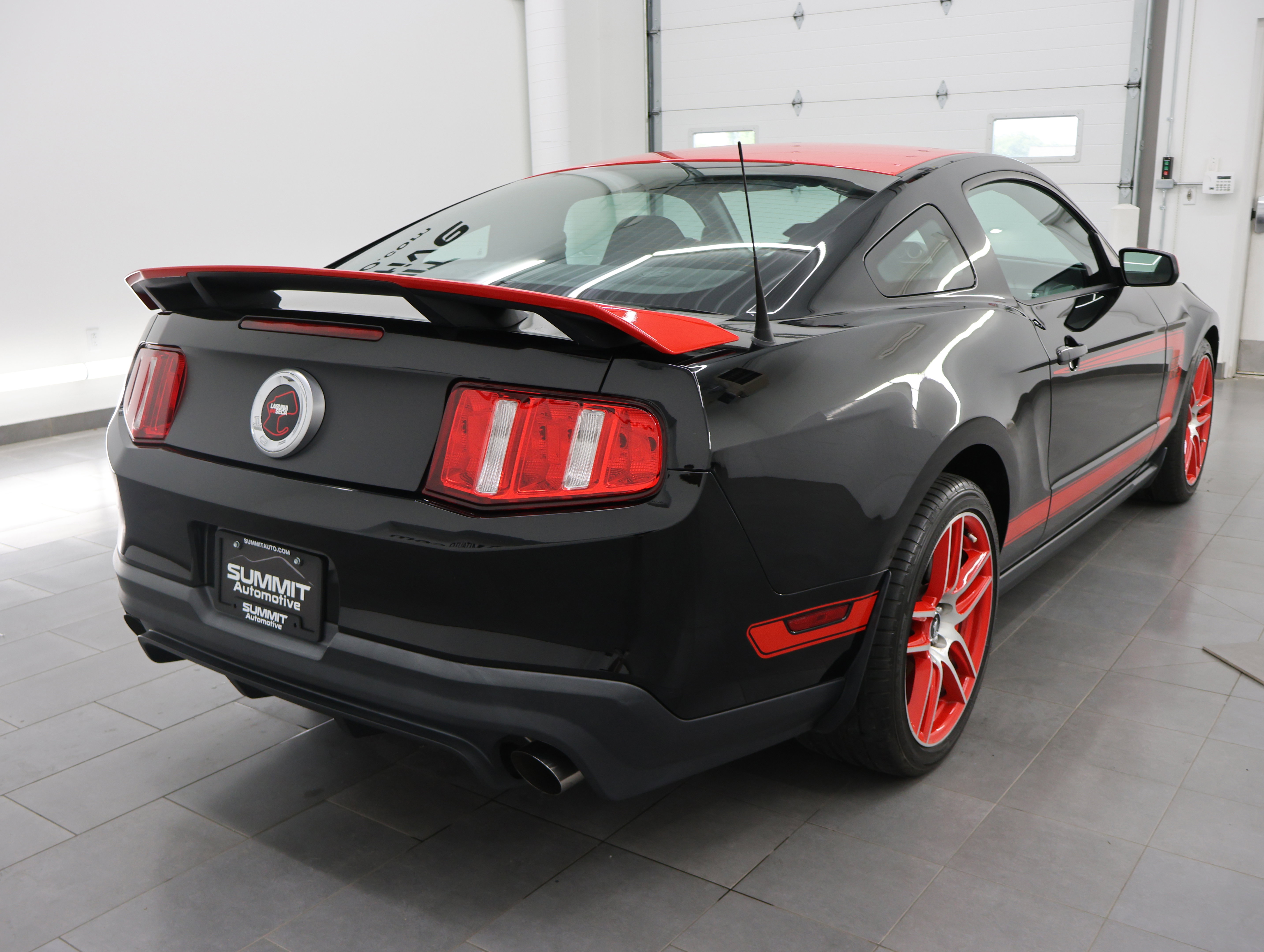 Used 2012 Ford Mustang Boss 302 RWD image 5