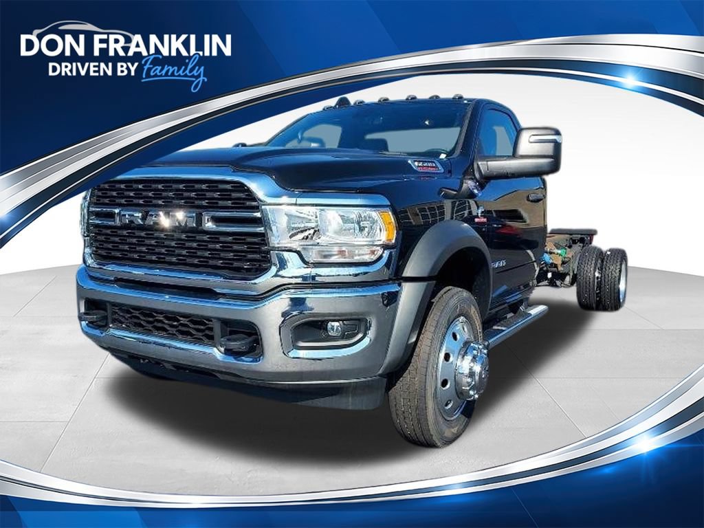 New 2024 RAM 5500 SLT w/ Quick Order Package 2YG SLT