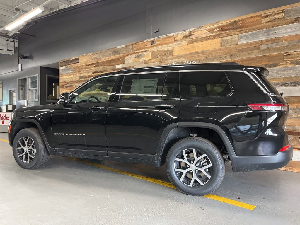 New 2025 Jeep Grand Cherokee L Limited image 19