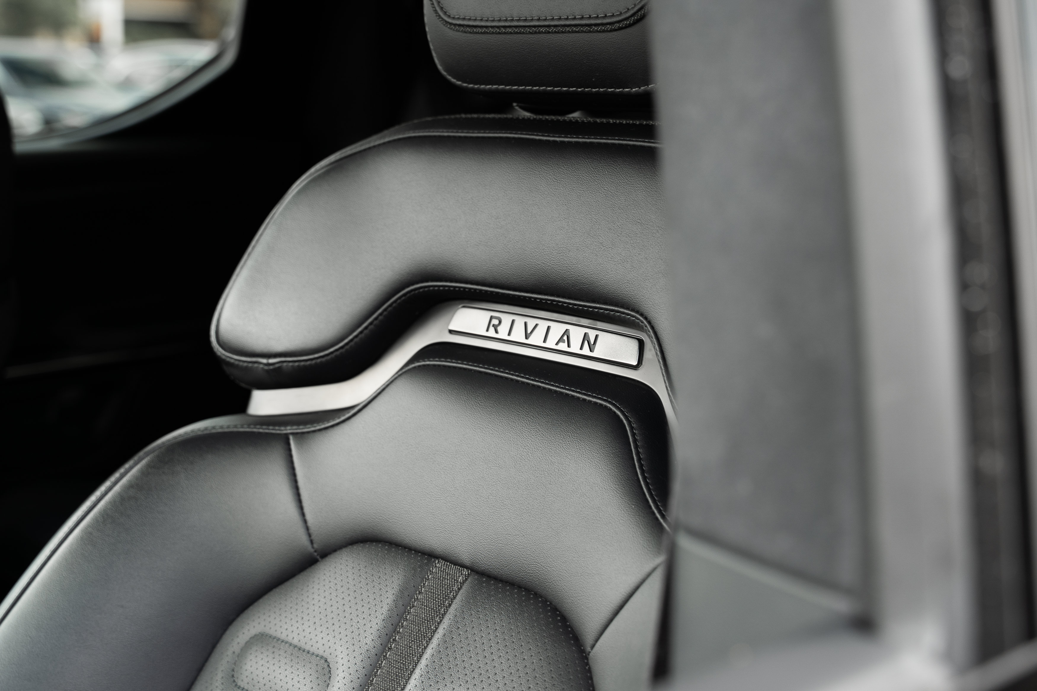 Used 2022 Rivian R1T Adventure AWD/4WD image 25