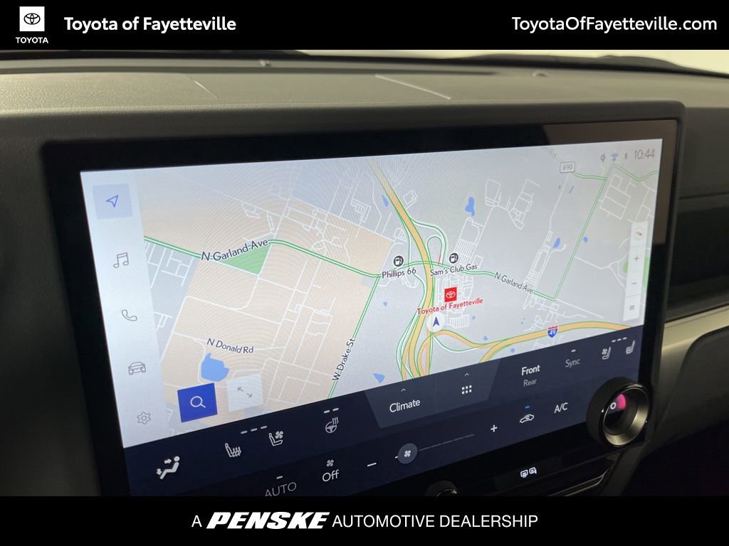 Used 2025 Lexus GX 550 w/ Accessory Package (Z1) AWD/4WD image 30