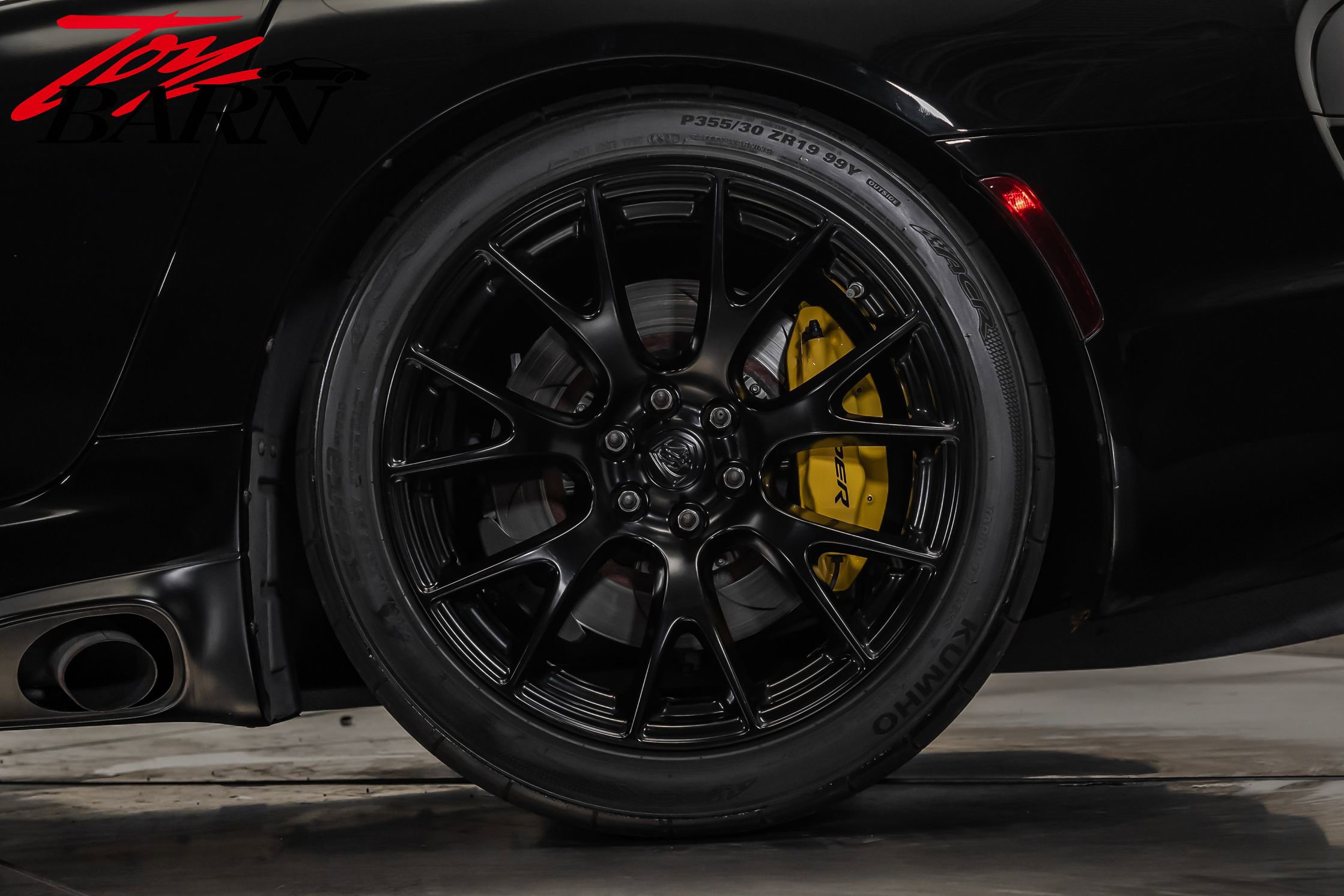 Used 2017 Dodge Viper GTC w/ ACR Package image 19