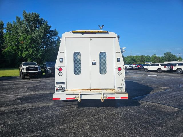 Used 2018 Chevrolet Express 4500 w/ Power Convenience Package RWD image 7