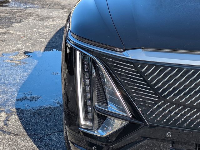 Certified 2024 Cadillac Lyriq Luxury w/ LPO, Floor Liner Package image 9