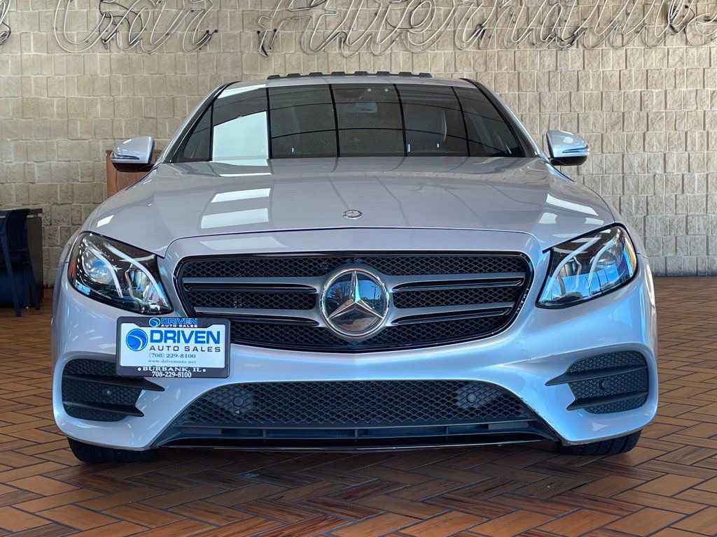 Used 2017 Mercedes-Benz E 300 4MATIC image 3