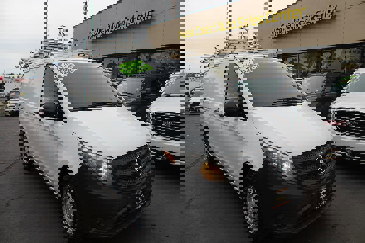 Used 2016 Mercedes-Benz Metris image 8