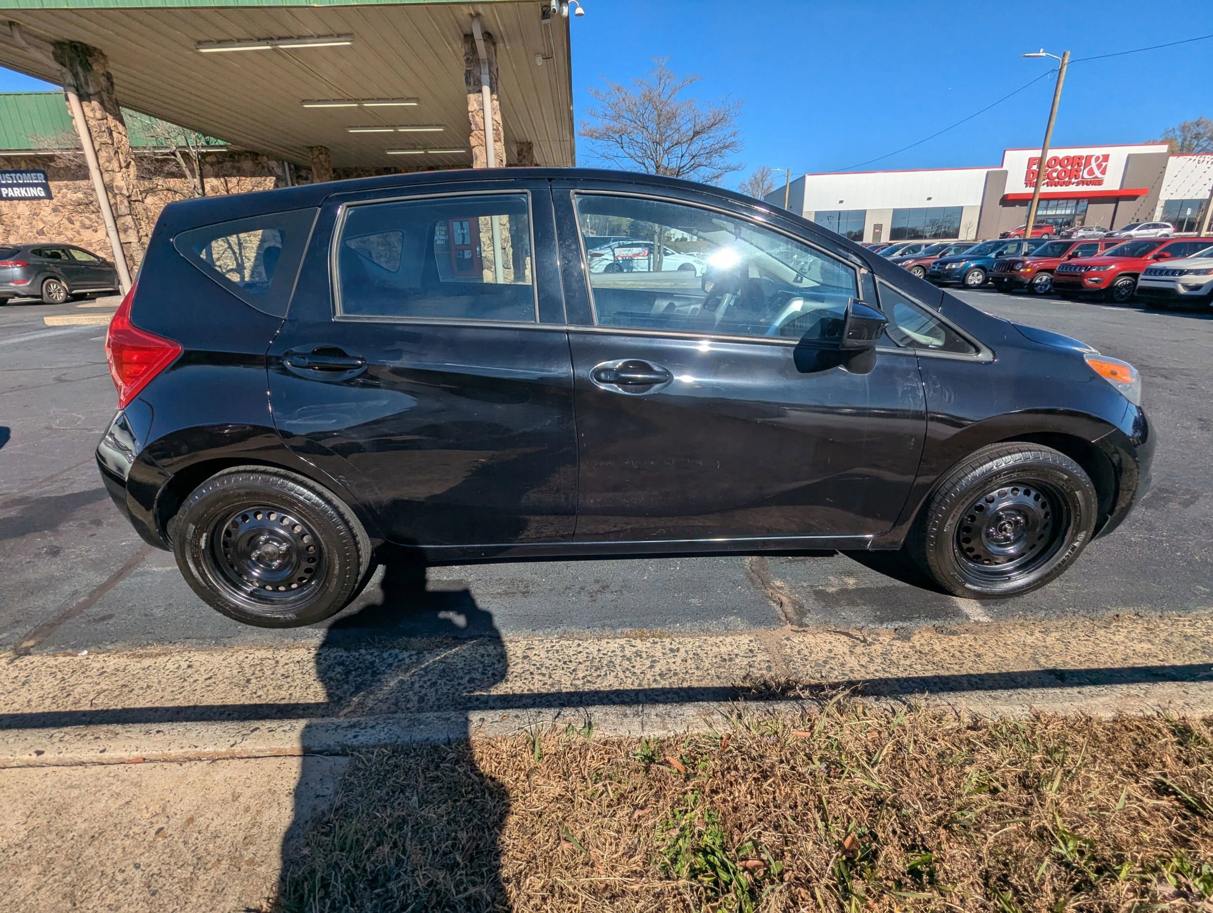 Used 2016 Nissan Versa Note SV image 8