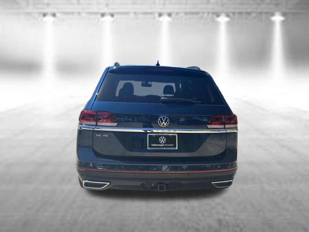 Used 2023 Volkswagen Atlas SE w/ Black Wheel Package FWD image 4