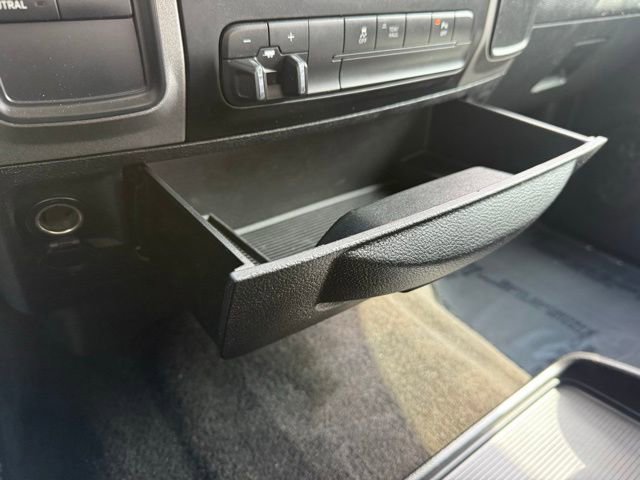 Used 2015 RAM 2500 Tradesman w/ Chrome Appearance Group AWD/4WD image 24