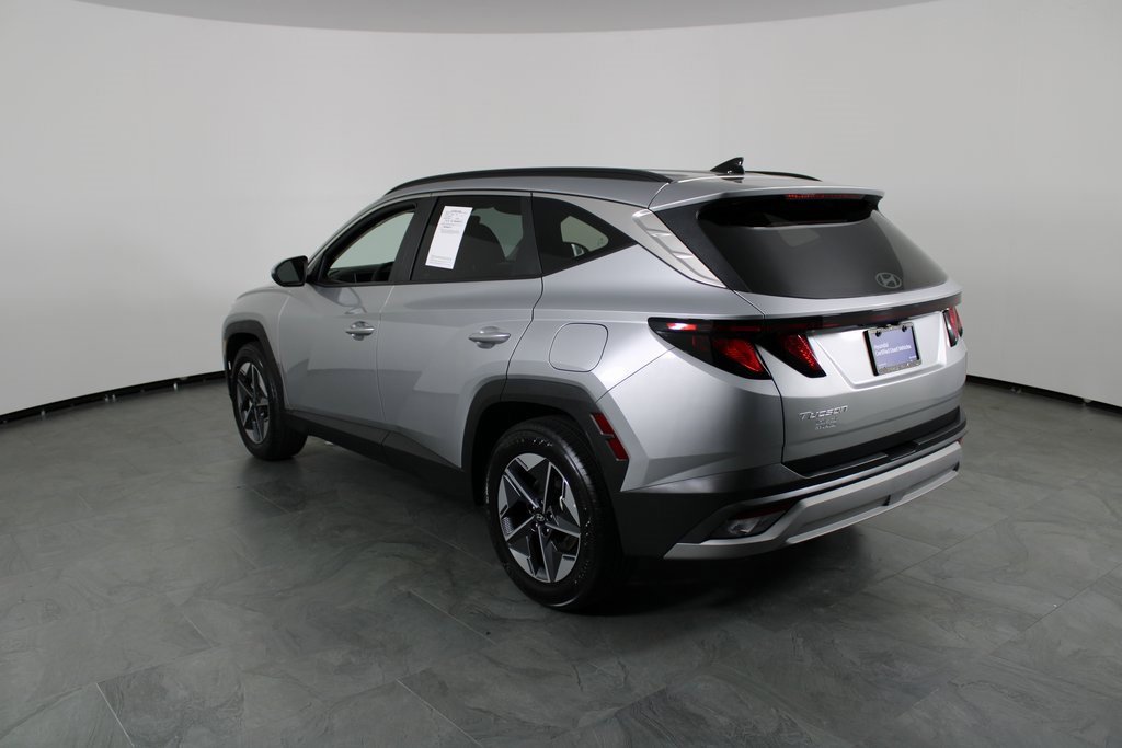 Certified 2025 Hyundai Tucson SEL image 3