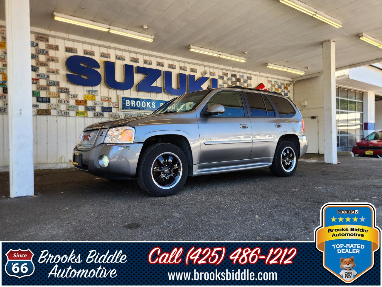 Used 2009 GMC Envoy Denali w/ Sun And 6-Disc Cd Package