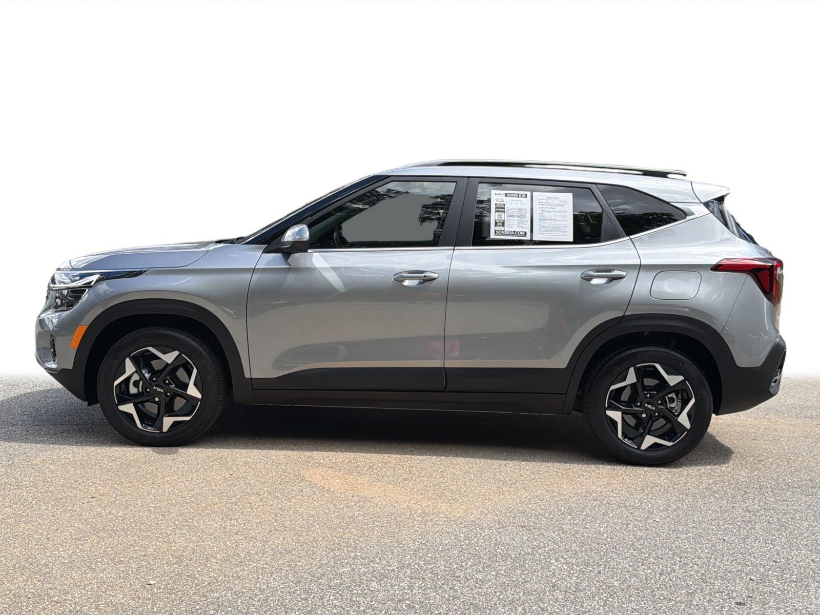 Certified 2025 Kia Seltos EX w/ EX Sunroof Package AWD/4WD image 25