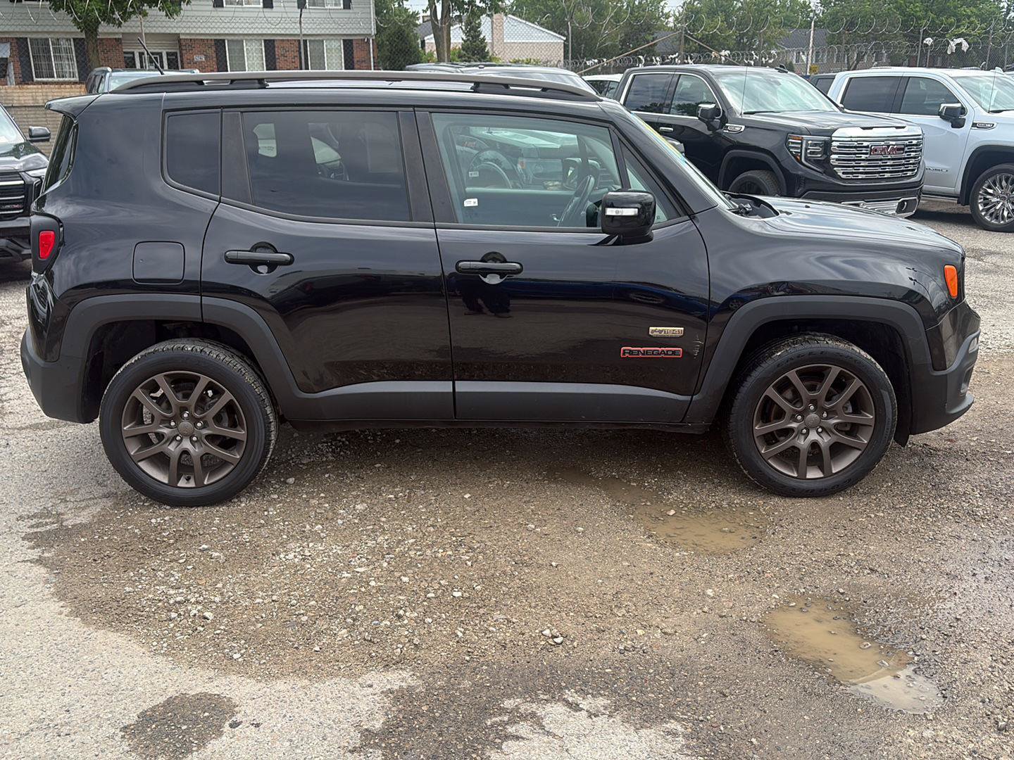 Used 2016 Jeep Renegade 75th Anniversary AWD/4WD image 2