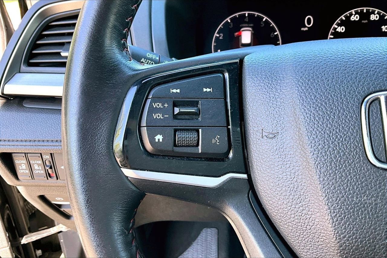 Used 2025 Honda Odyssey Sport-L image 29