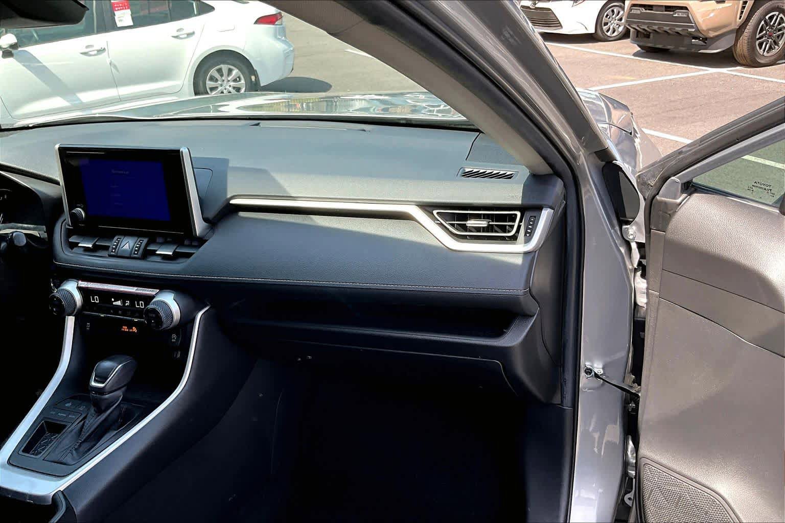 Used 2024 Toyota RAV4 XLE Premium FWD image 19