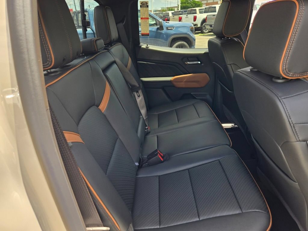 New 2026 GMC Canyon AT4 w/ AT4 Premium Package AWD/4WD image 23