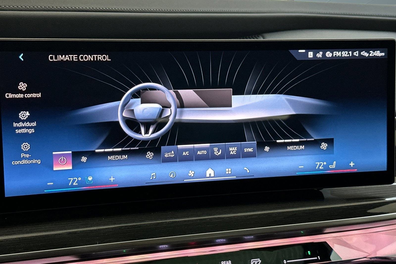 New 2026 BMW 760i xDrive image 25