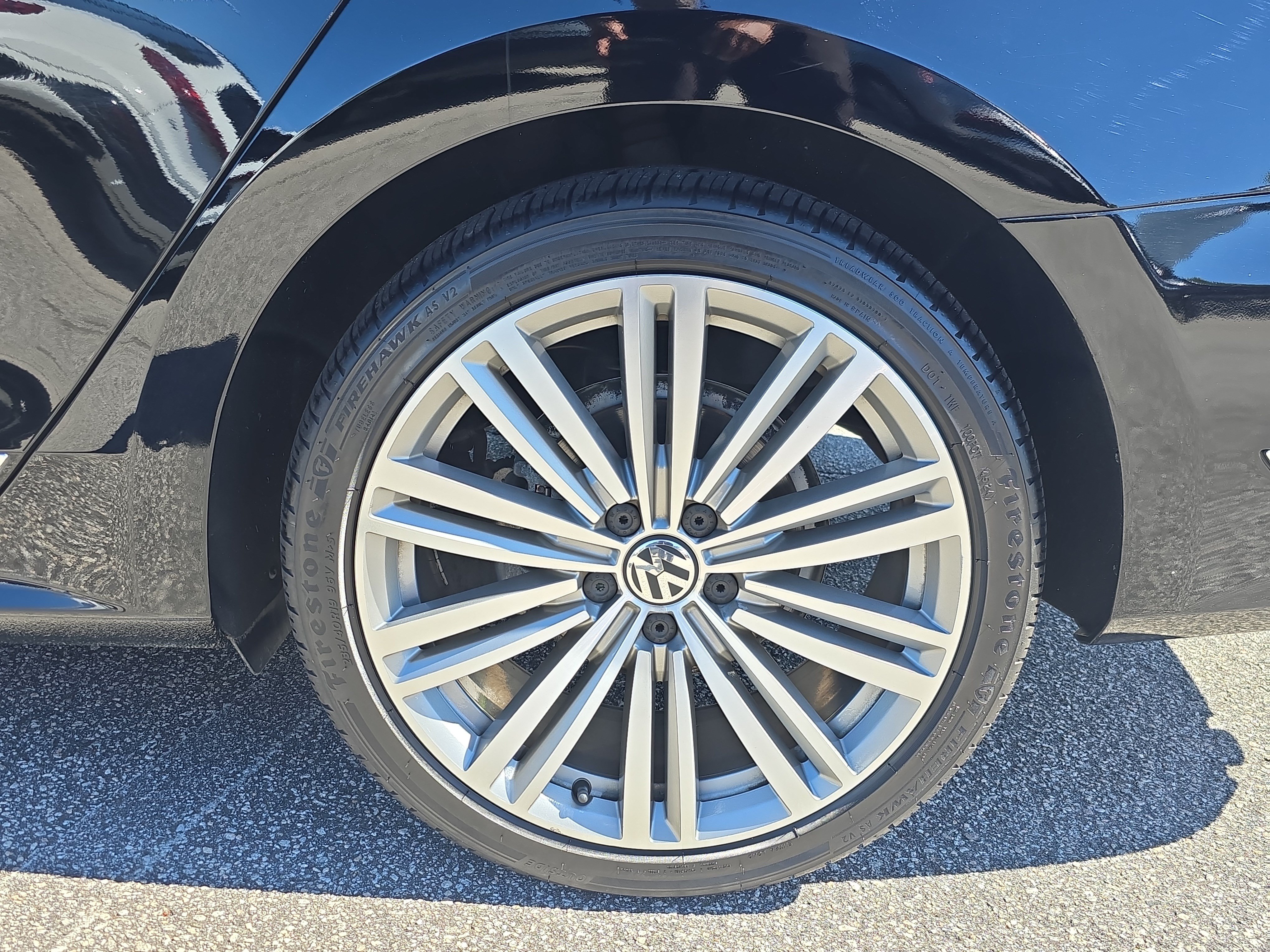 Used 2016 Volkswagen Passat 1.8T SEL Premium FWD image 31