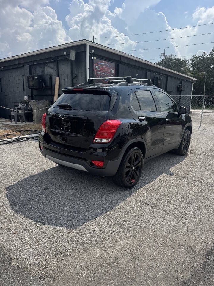 Used 2018 Chevrolet Trax LT w/ Sun & Sound Package AWD/4WD image 7