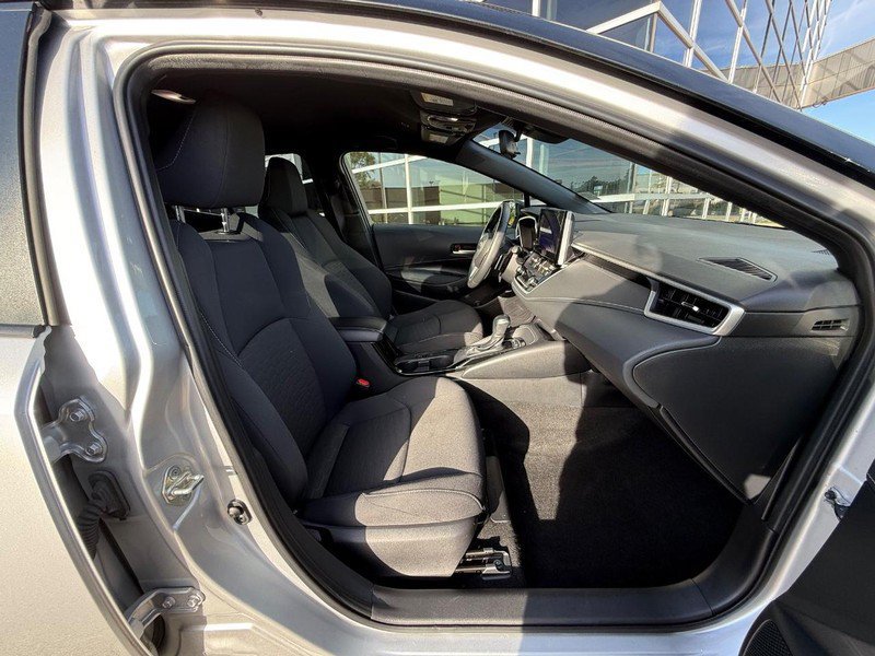 Used 2023 Toyota Corolla SE FWD image 10
