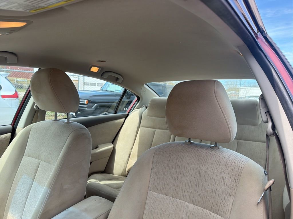 Used 2011 Nissan Altima 2.5 S w/ Special Edition Pkg FWD image 17