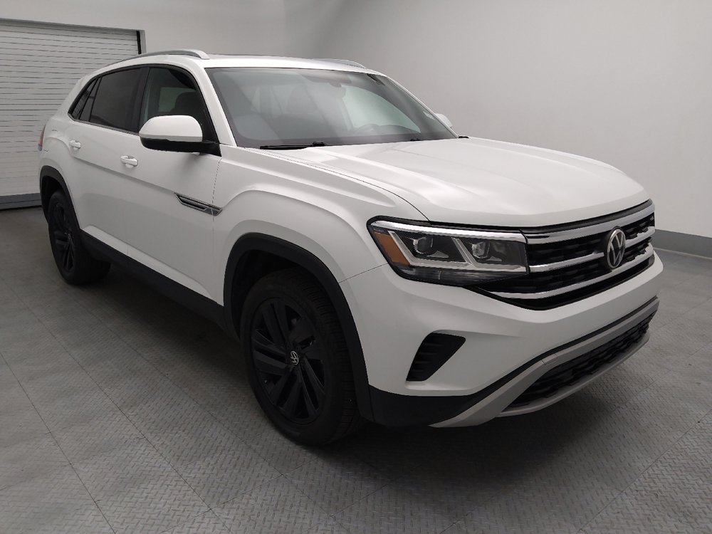 Used 2022 Volkswagen Atlas Cross Sport SE FWD image 13