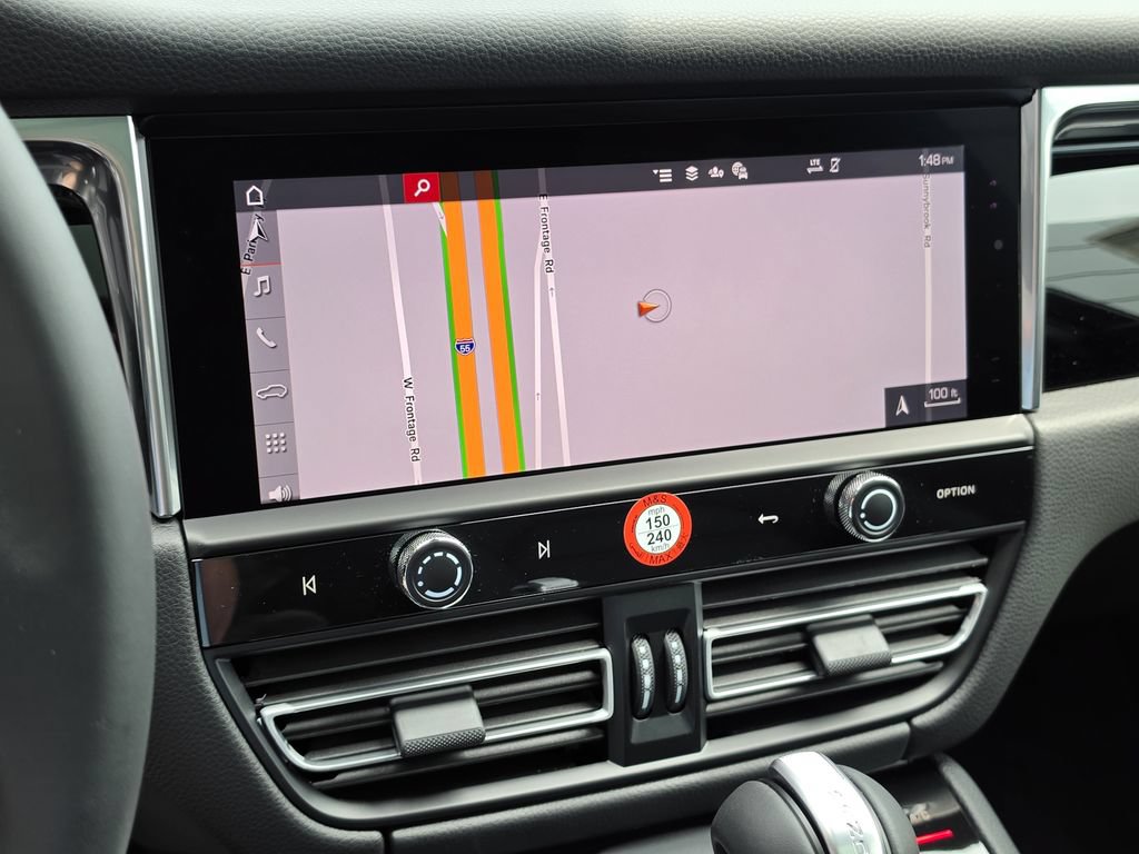 New 2026 Porsche Macan AWD/4WD image 12