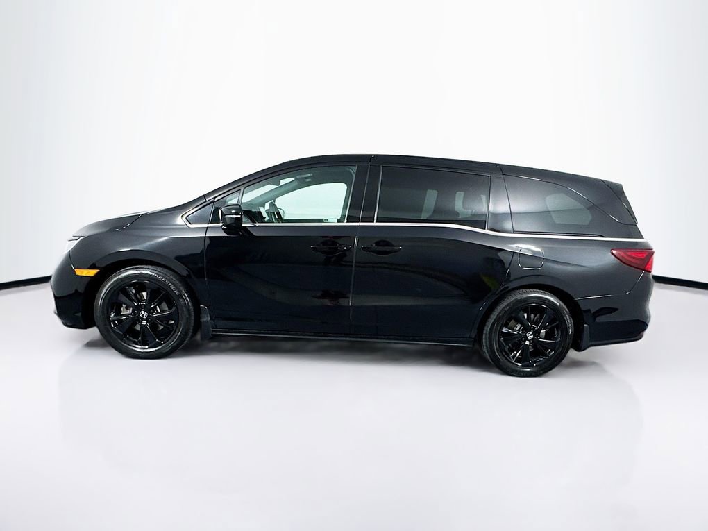 Used 2024 Honda Odyssey Sport image 6