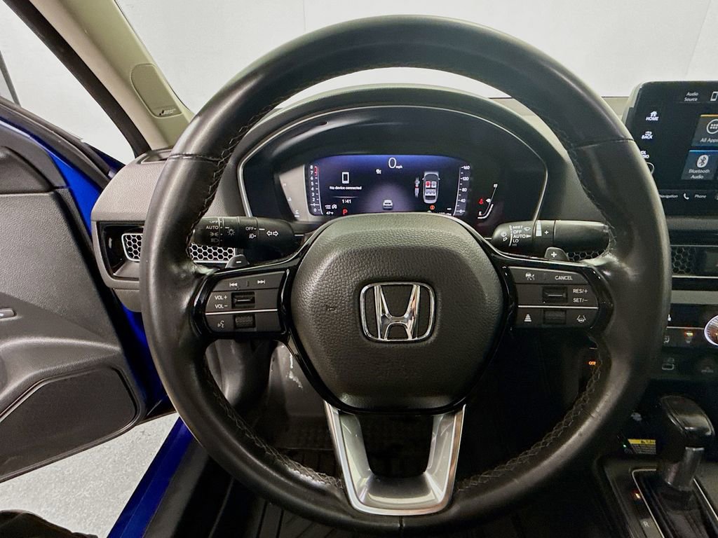 Used 2022 Honda Civic Touring image 11