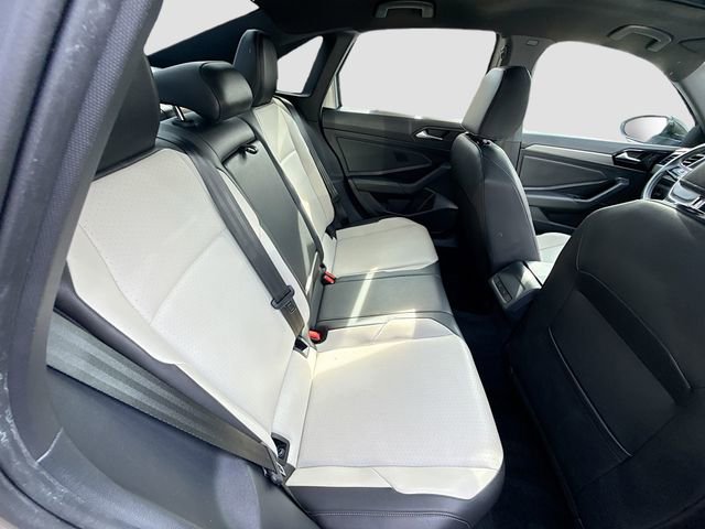 Used 2019 Volkswagen Jetta R-Line w/ R-Line Cold Weather Package image 29