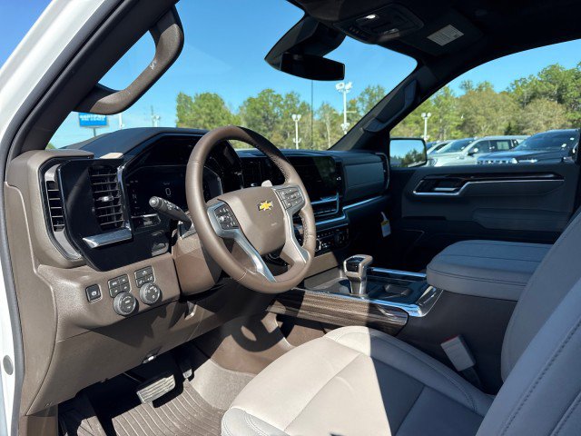 New 2026 Chevrolet Silverado 1500 LT image 17