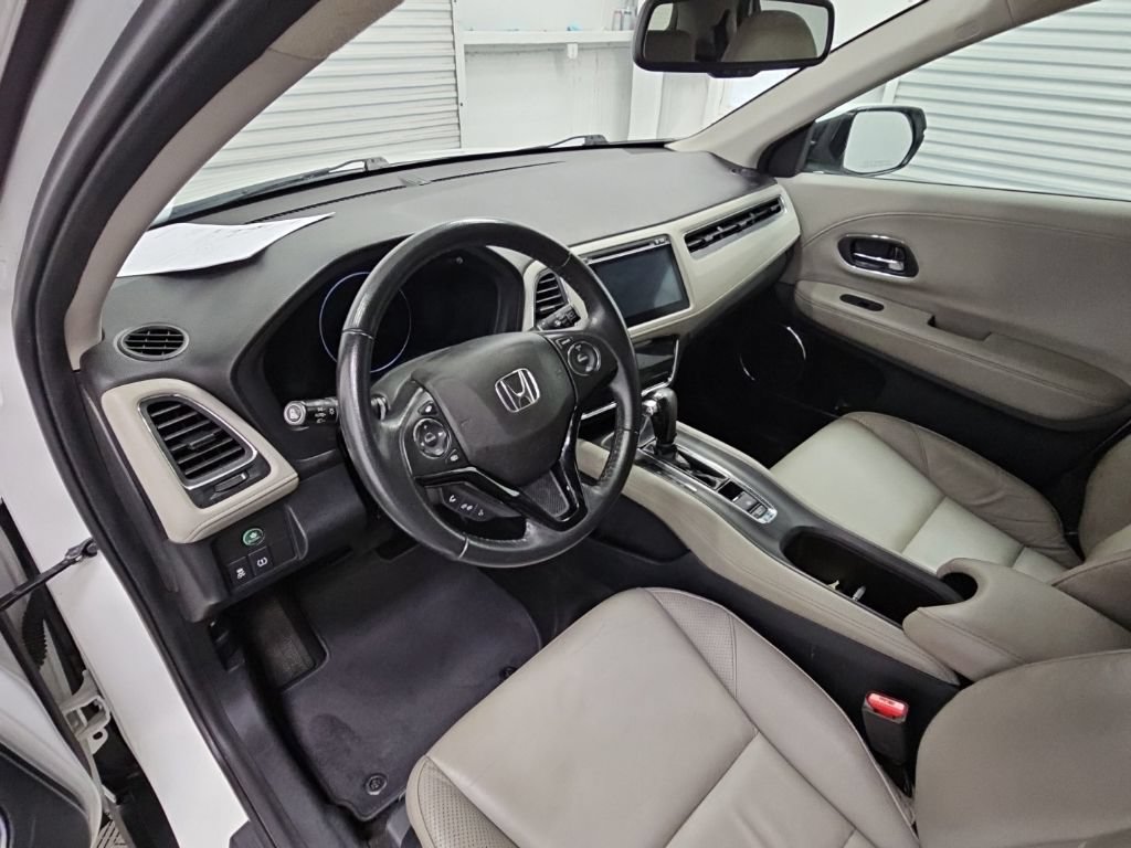 Used 2017 Honda HR-V EX-L image 12