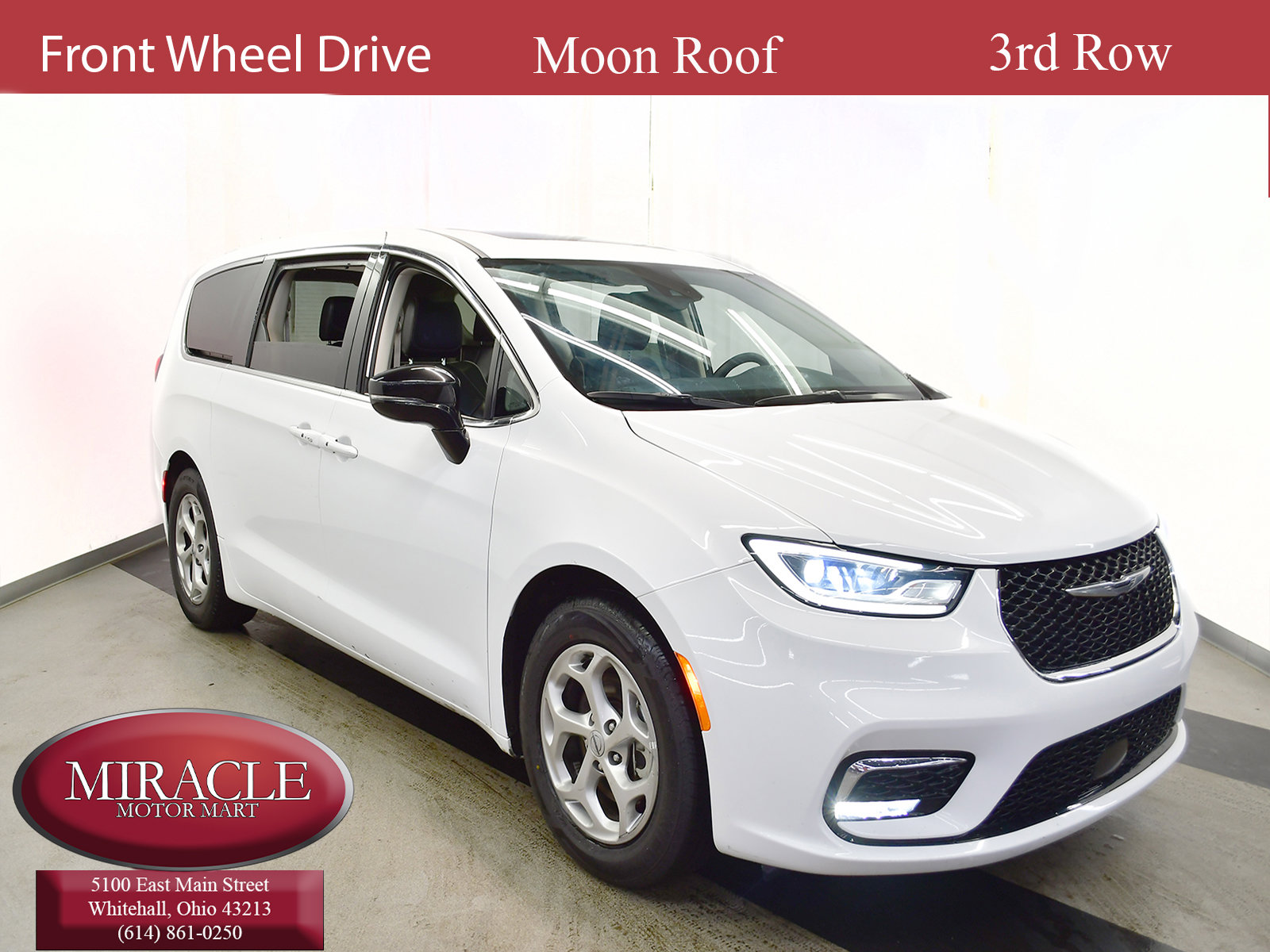 Used 2024 Chrysler Pacifica Limited image 1