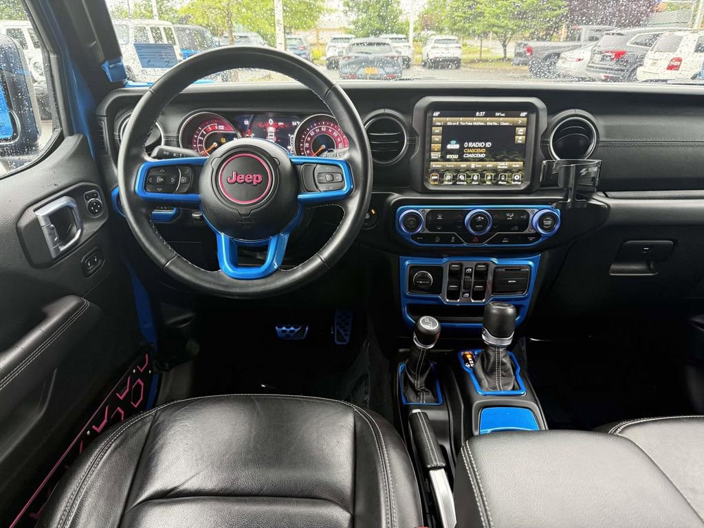 Used 2022 Jeep Wrangler Unlimited Sahara AWD/4WD image 19