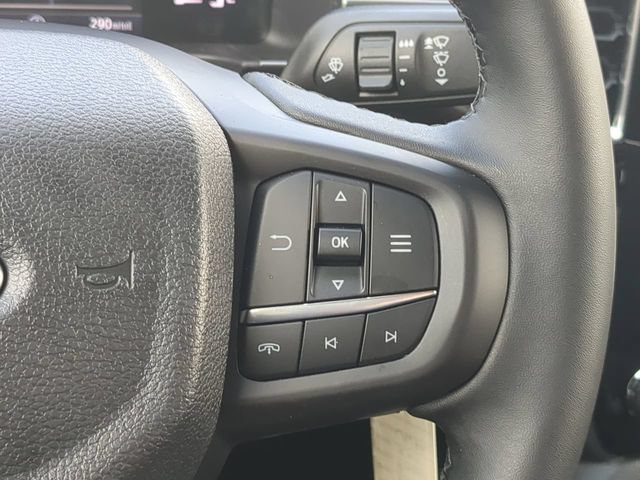 Used 2025 Ford Ranger XLT w/ Black Appearance Package RWD image 29