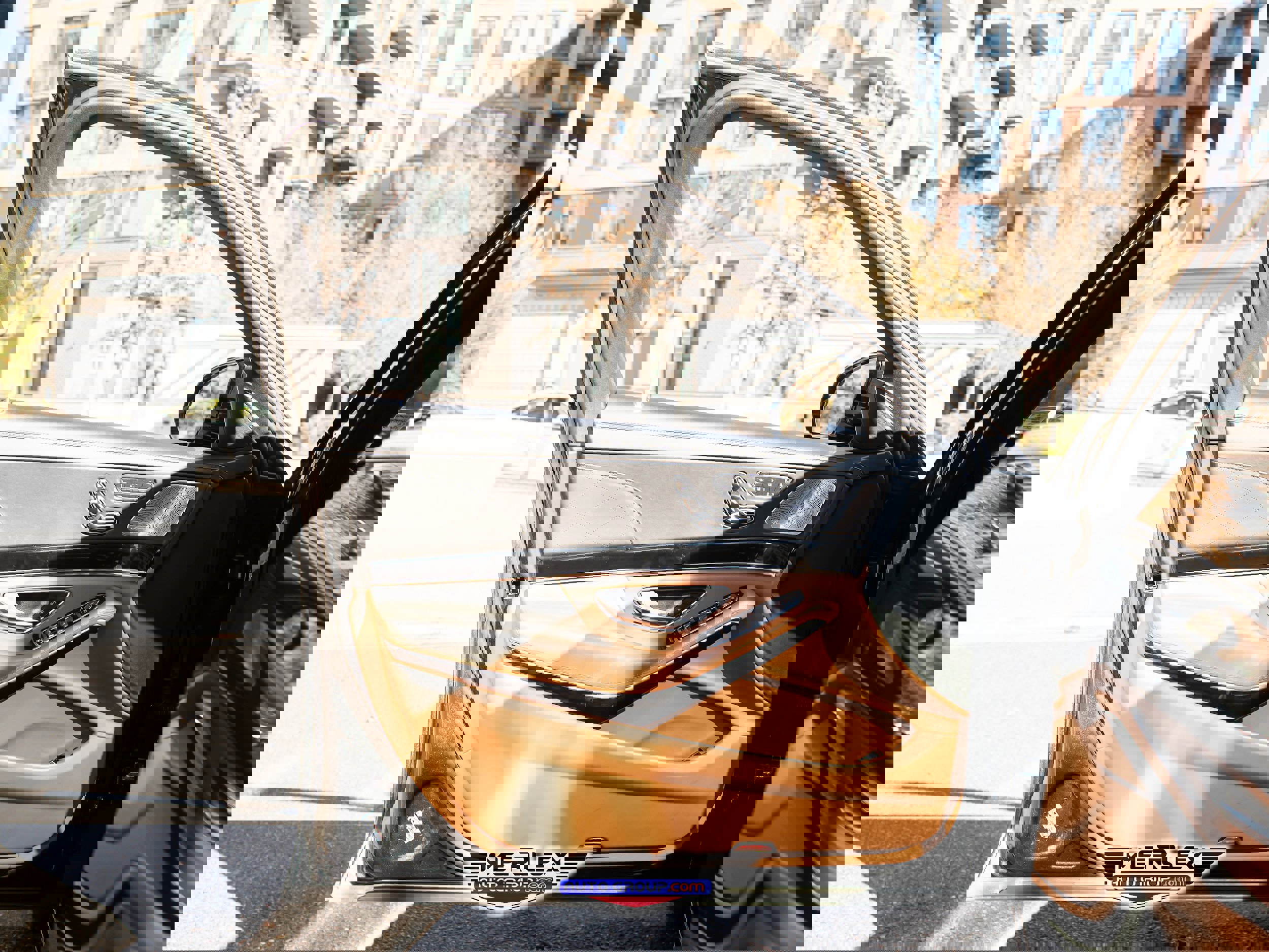 Used 2019 Mercedes-Benz S 560 4MATIC Sedan w/ Premium Package image 46