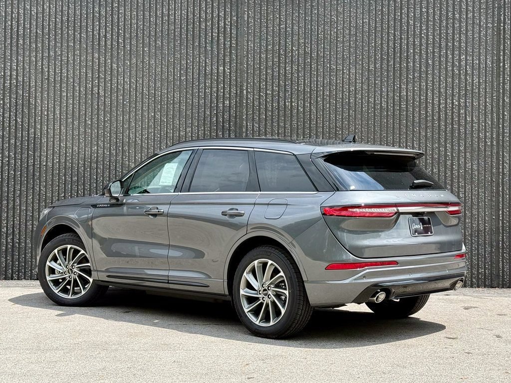 New 2025 Lincoln Corsair Grand Touring AWD/4WD image 3