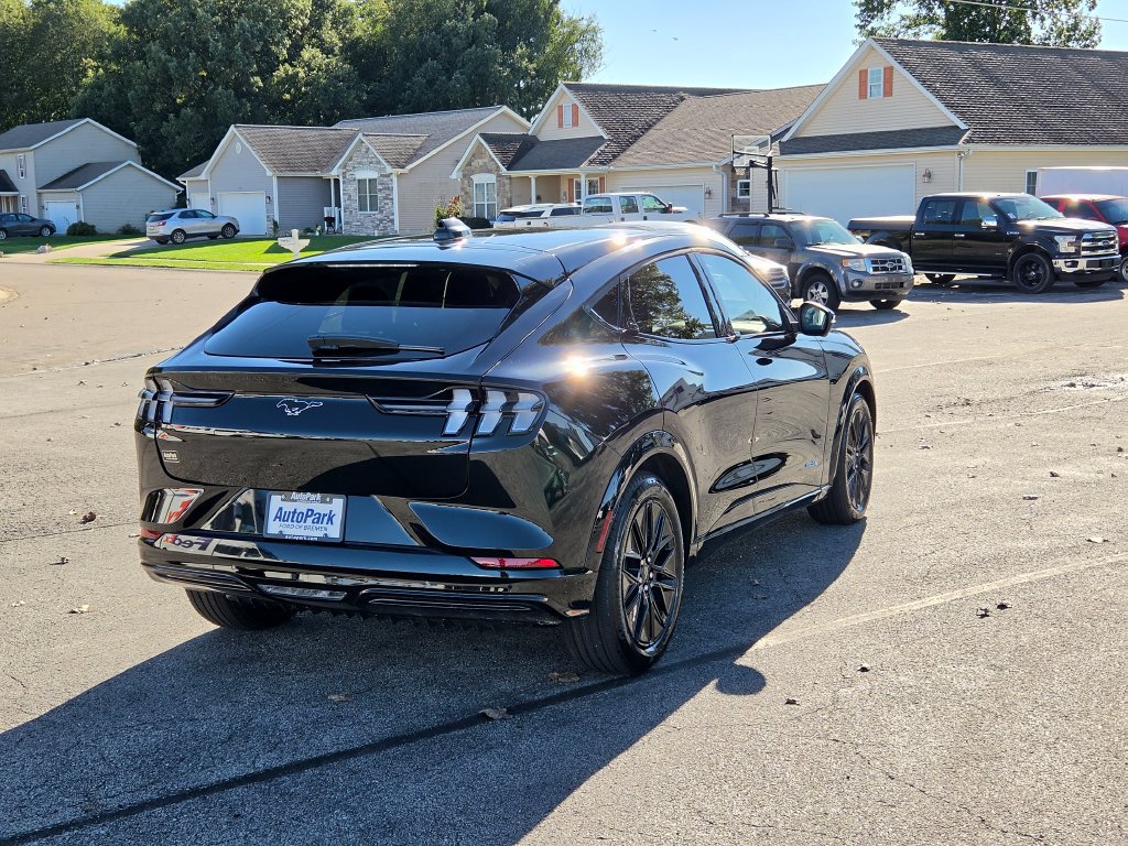 New 2026 Ford Mustang Mach-E Premium w/ Sport Appearance Package AWD/4WD image 7