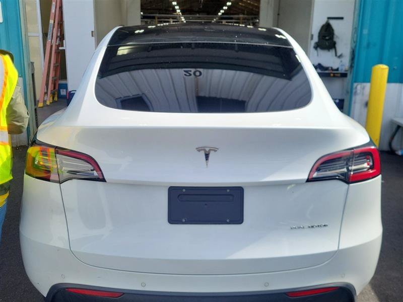 Used 2021 Tesla Model Y Long Range AWD/4WD image 8