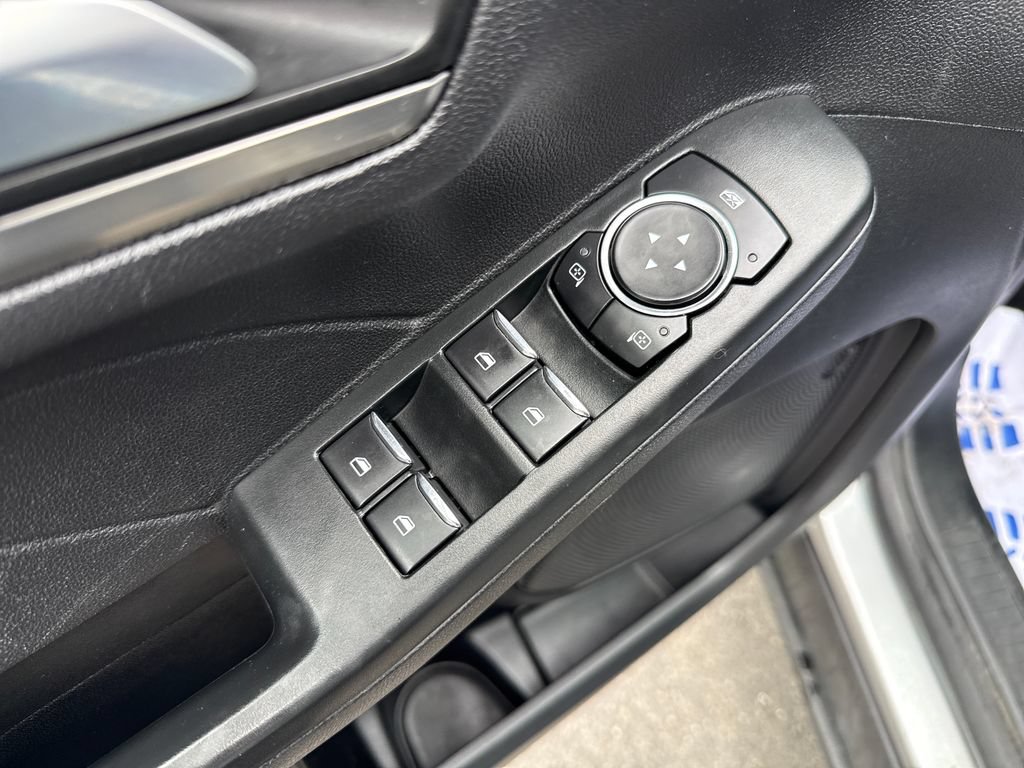 Used 2022 Ford Escape Titanium AWD/4WD image 24