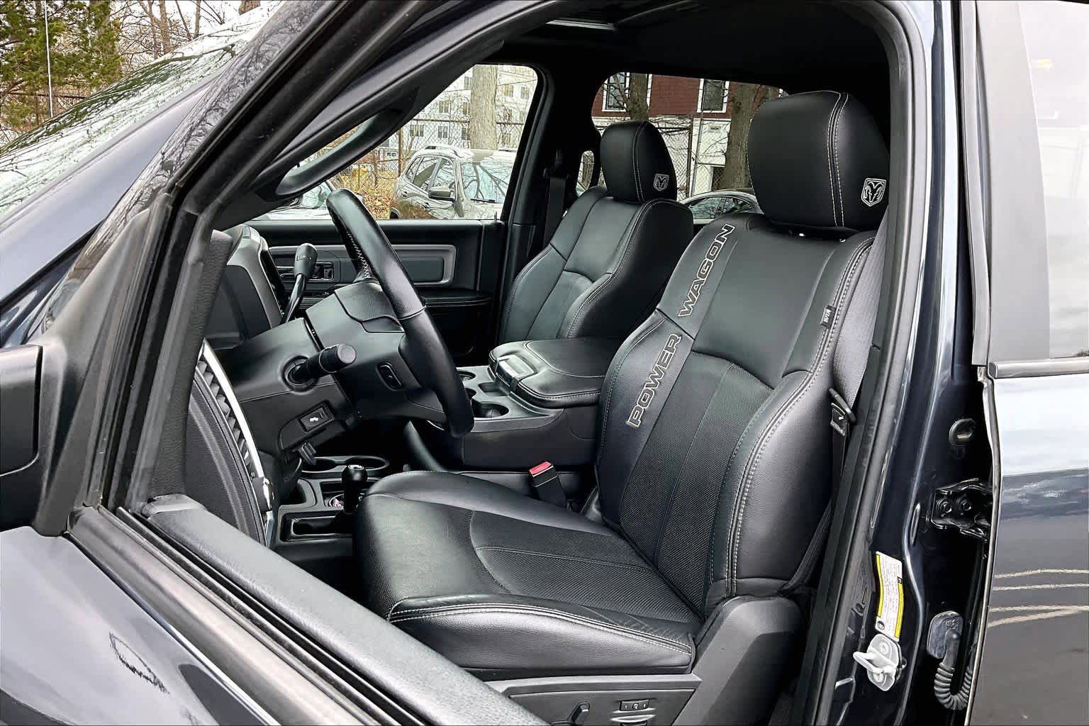 Used 2018 RAM 2500 Power Wagon w/ Leather & Luxury Group AWD/4WD image 9