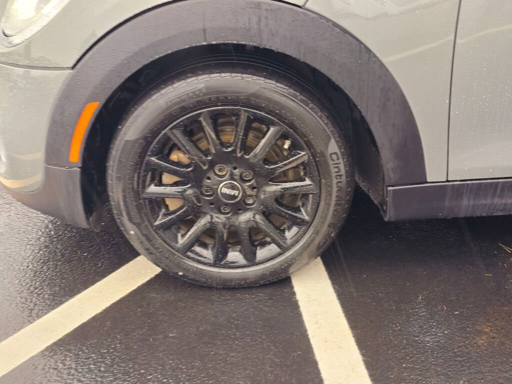 Used 2016 MINI Cooper S image 11