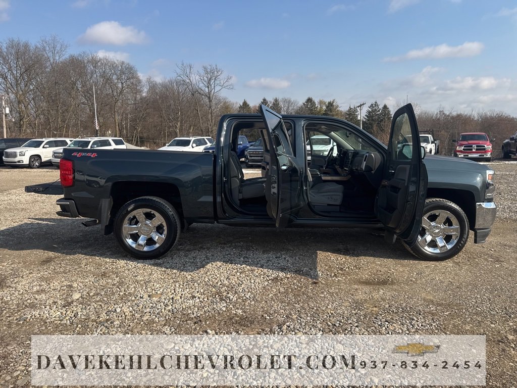 Used 2017 Chevrolet Silverado 1500 LTZ w/ Sport Package image 46