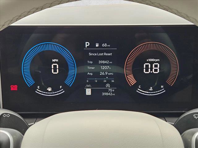 Used 2025 Hyundai Santa Fe SE FWD image 11