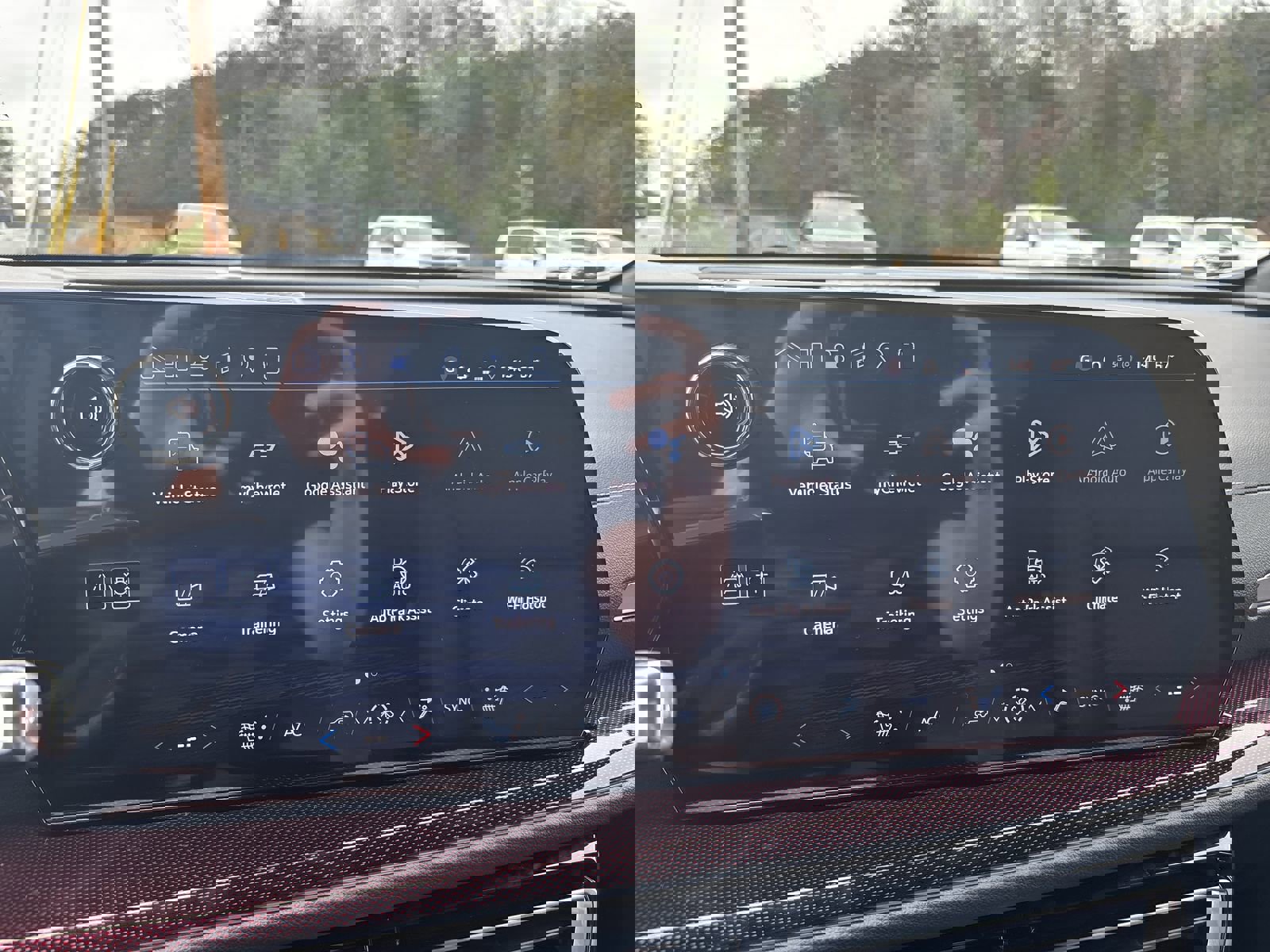 New 2026 Chevrolet Traverse Z71 w/ Enhanced Driving Package image 19