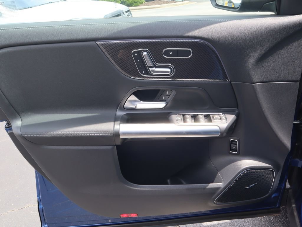 Certified 2024 Mercedes-Benz GLA 35 AMG 4MATIC image 18