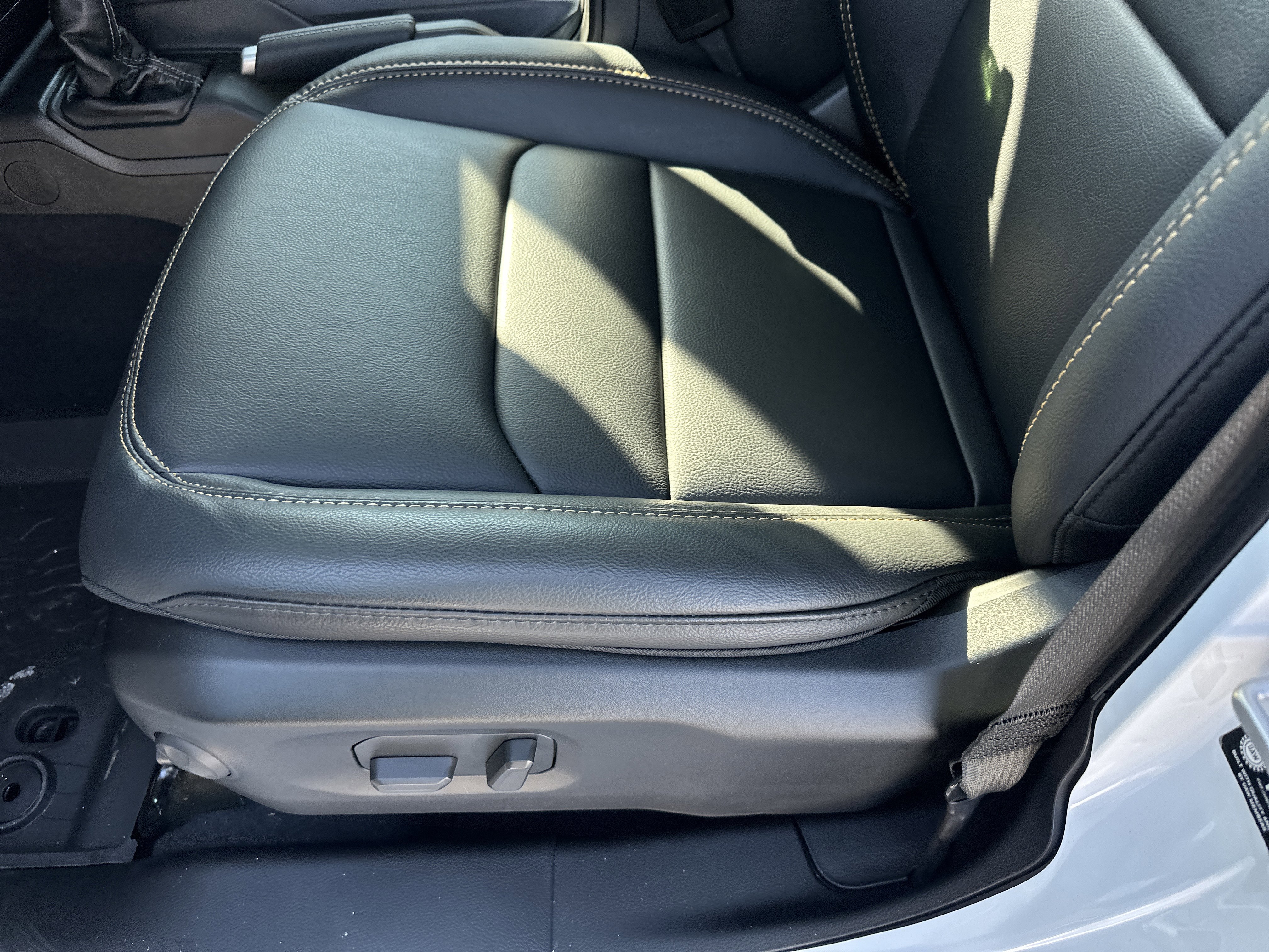 New 2026 Jeep Gladiator Sport image 25